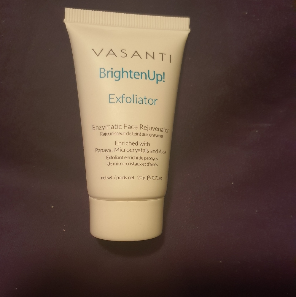 (Free/purchase $15&up) Vasanti BrightenUp! Exfoliator